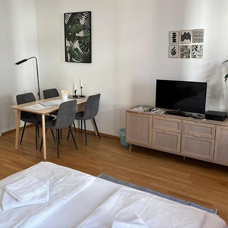 Casa Nostra - Helle Wohnung - Direkt Am Augarten เวียนนา ภายนอก รูปภาพ
